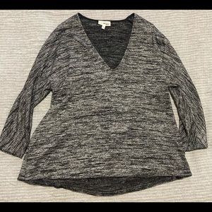 Aritzia Wilfred Free grey shirt size xs